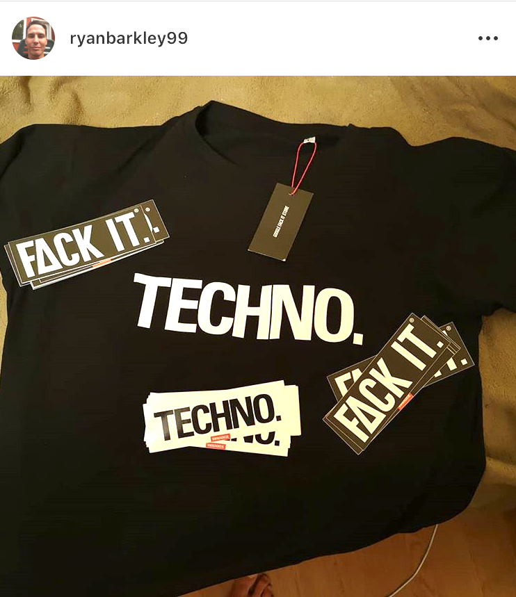 Techno Stickerpack XL photo review