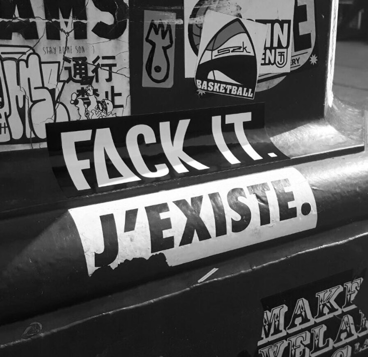 Techno Stickerpack XL photo review