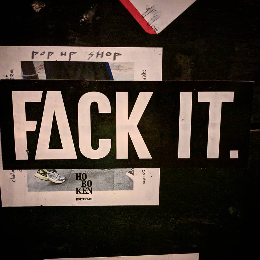 Techno Stickerpack XL photo review