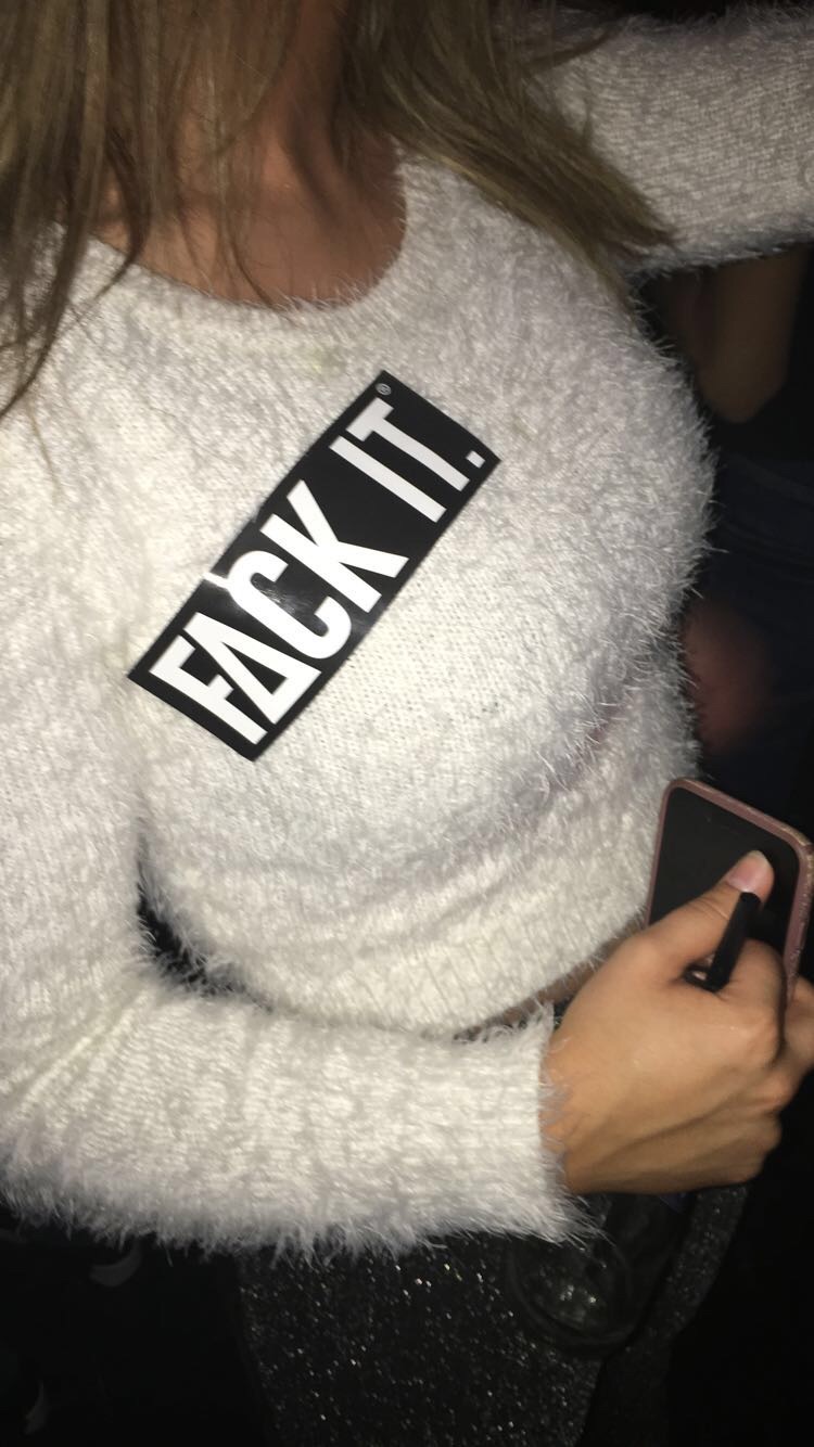 Techno Stickerpack XL photo review