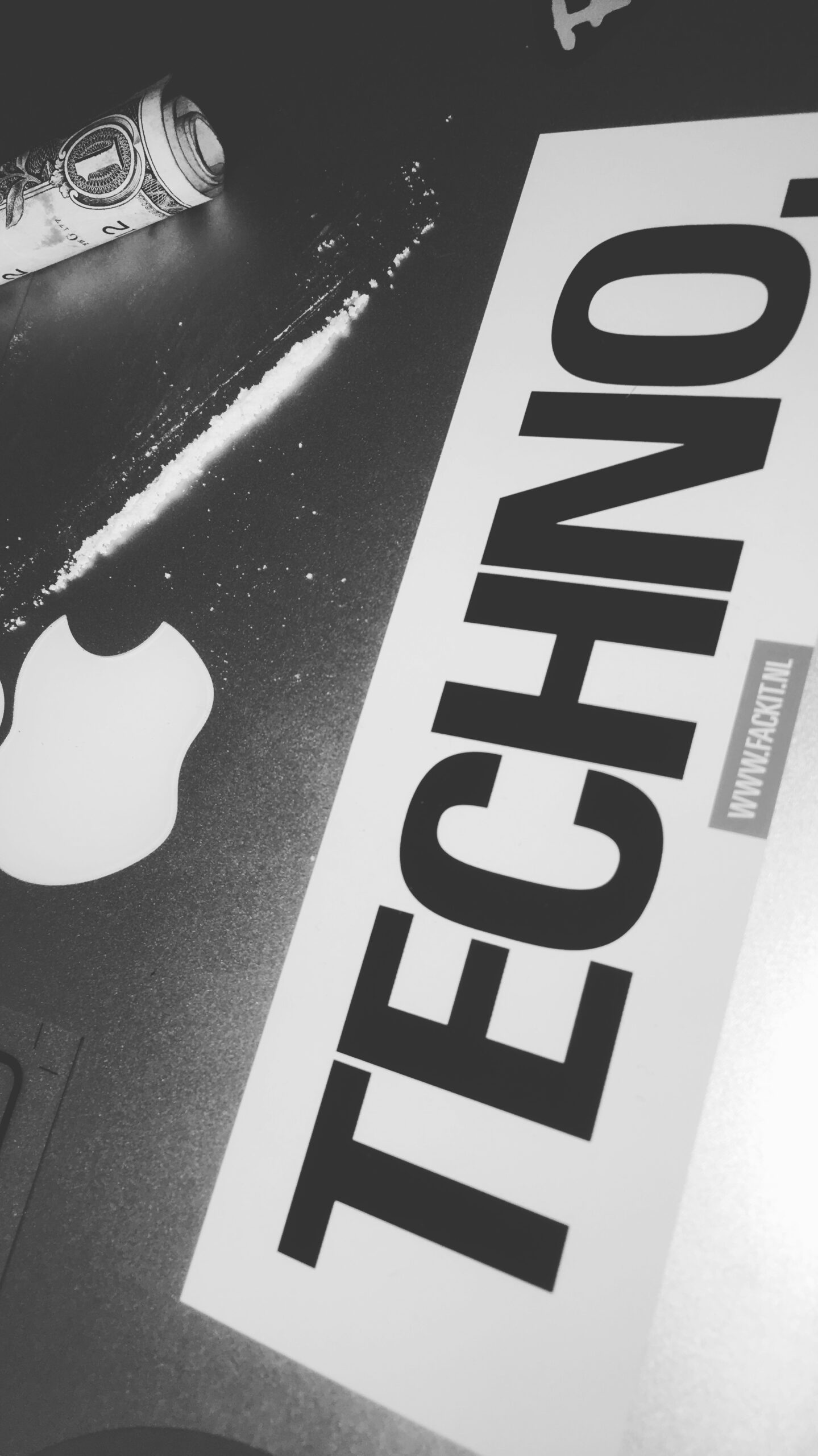 Techno Stickerpack XL photo review